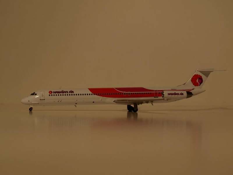 JET-X HAWAIIAN AIR MD-80 1:200 SCALE DIECAST MODEL