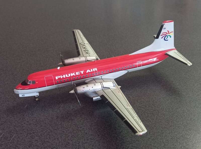 YS-11 Phuket Air 1/200