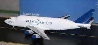 hogan 1:400 boeing 747 dreamlifter item nr 8515