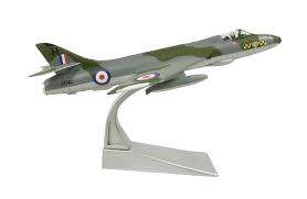 CORGI HAWKER HUNTER 1:72 AA32713