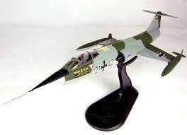 Corgi PR99412 1:72 Lockheed F-104G Starfighter Luftwaffe 21+42 Jabo G36