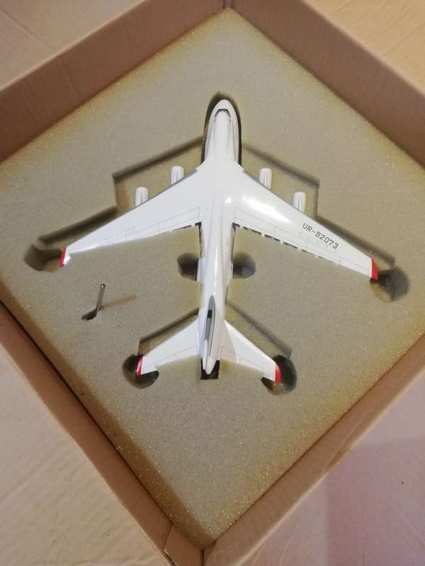 ANTONOV AN-124 1:200