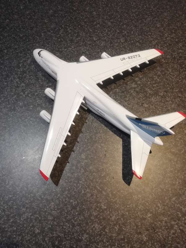 ANTONOV AN-124 1:200