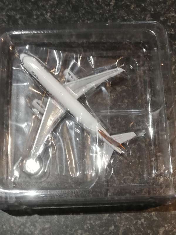 SOUTH AFRICAN AIRWAYS  1:400 A320 ZS-SHA