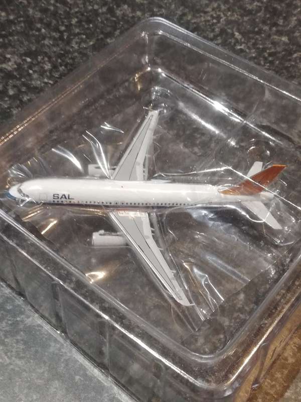 SOUTH AFRICAN AIRWAYS  1:400 A320 ZS-SHA
