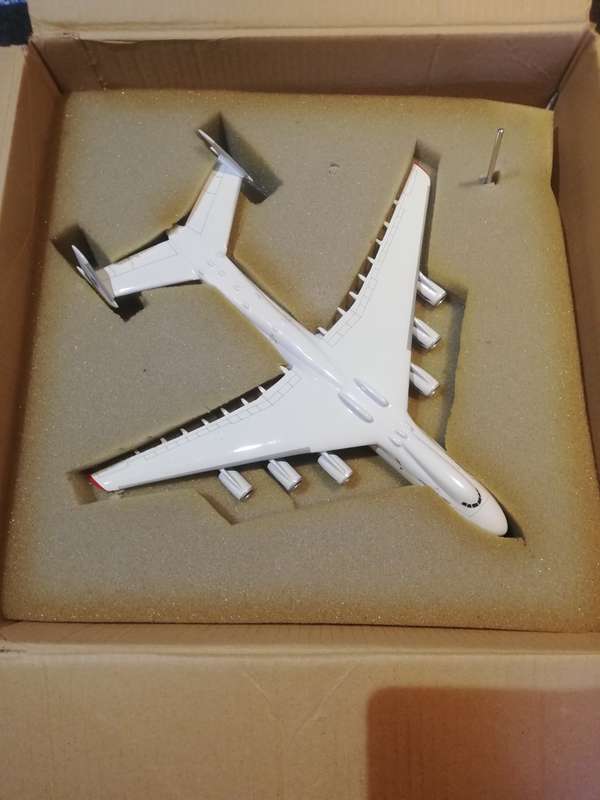 ANTONOV AN-225 1:200