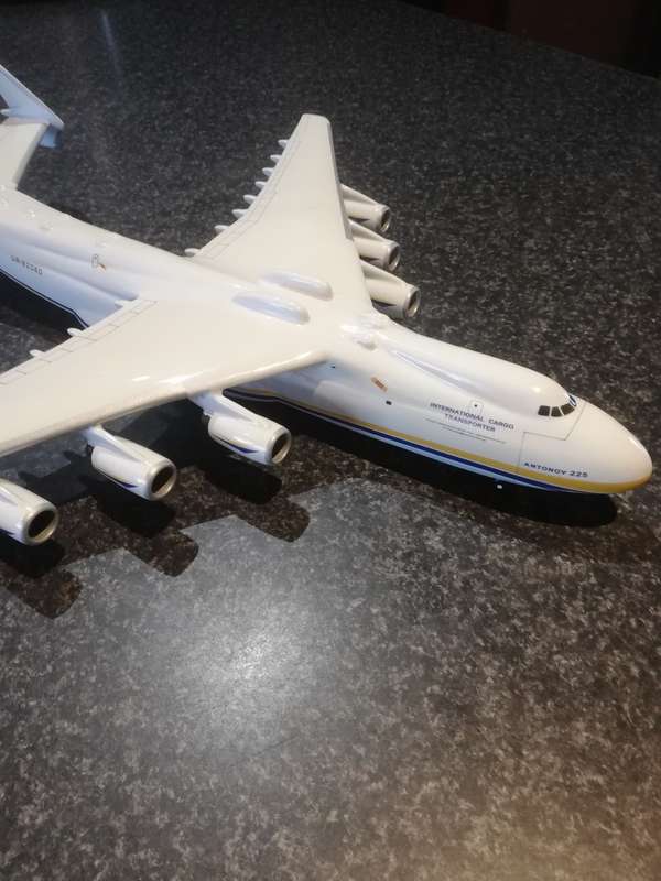 ANTONOV AN-225 1:200