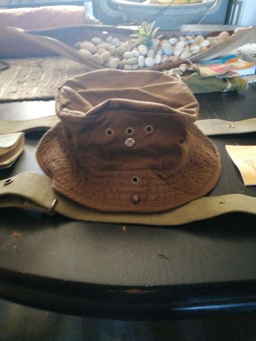 Bush hat