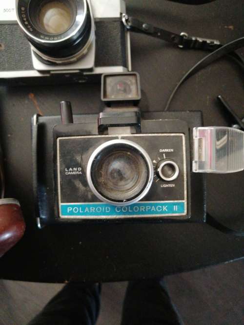 Camera lot, 3 working cameras, 2x 35mm and 1x Polaroid instamatic