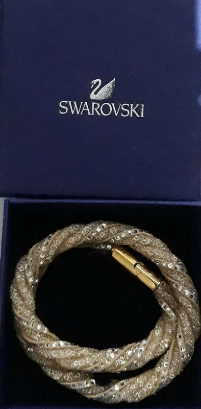 ***SWAROVSKI COLLECTION*** GENUINE SWAROVSKI STARDUST TWIST BRACELET!