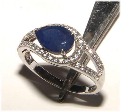 PURE PERFECTION! SOLID .925 STERLING SILVER RING WITH NATURAL SAPPHIRE AND SIMULATED DIAMONDS!