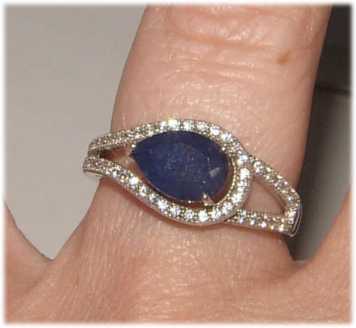 PURE PERFECTION! SOLID .925 STERLING SILVER RING WITH NATURAL SAPPHIRE AND SIMULATED DIAMONDS!