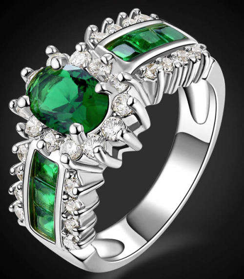 STUNNING EMERALD 18K WHITE GOLD FILLED DRESS RING
