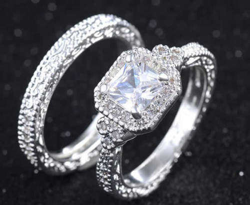 STUNNING SAPPHIRE AND CZ 18K WHITE GOLD FILLED WEDDING RING SET