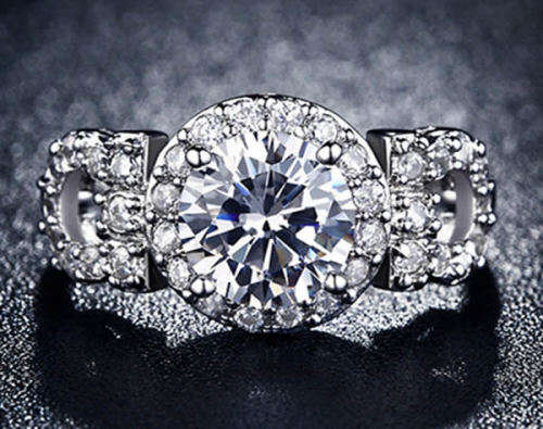 STUNNING SAPPHIRE 18K WHITE GOLD FILLED DRESS RING