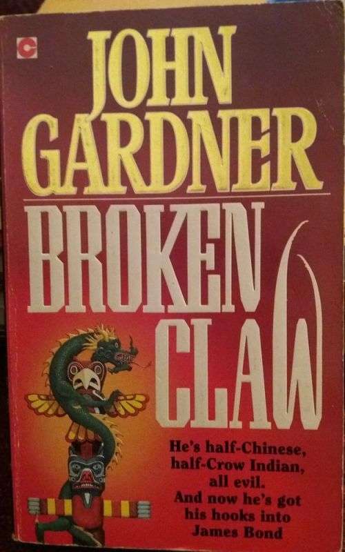 PAPERBACK COLLECTABLE (CORONET EDITION) - JOHN GARDNER - BROKEN CLAW (CONDITION NEW)