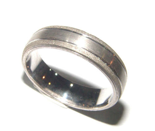 Gorgeous Solid .925 Sterling IPEKYOLU Designer Silver Band