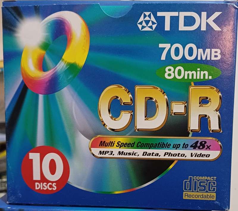 TDK CD-R  700mb Box of 10 (Individually Sealed in Plastic Casings)