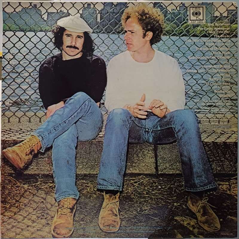VINYL LP RECORD  - Simon And Garfunkel`s Greatest Hits