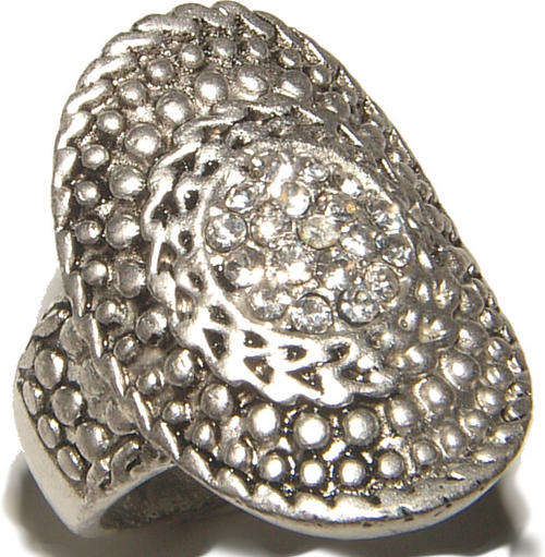 ***EYE CATCHING!!!*** PEWTER DRESS RING - NEW!