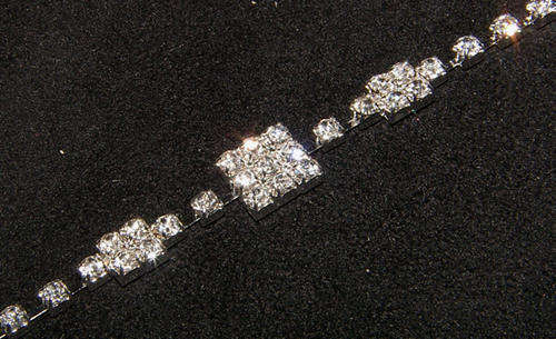***SPARKLING!!***GLAMOROUS RHINESTONE CRYSTAL BRACELET!