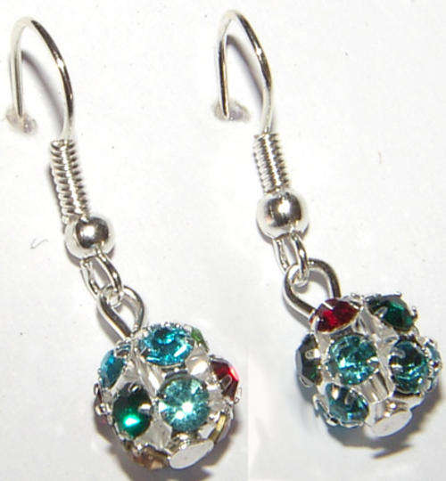 ***WOAW!!!!***FASHIONABLE RHINESTONE ENCRUSTED DISCO GLITTERBALL EARRINGS!