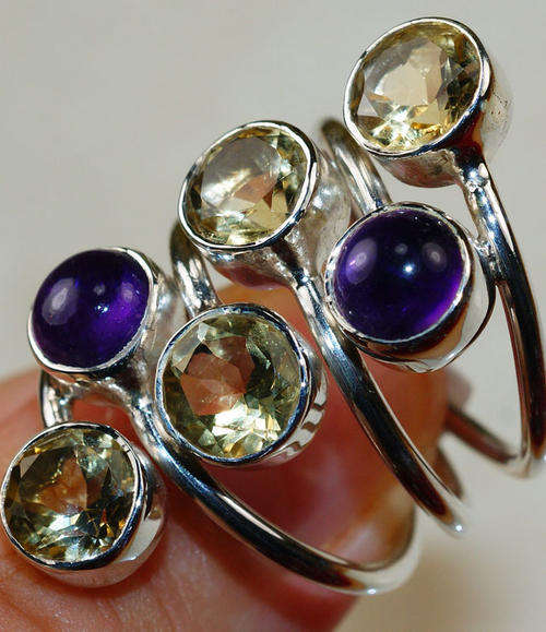 EXTRAORDINARY DESIGNER ITEM! - NATURAL MULTI-GEMS IN STERLING SILVER RING!!