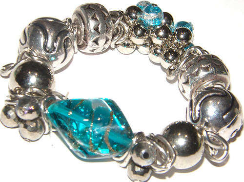 ***CHARM-ING!! STUNNING MURANO GLASS STRETCHY BRACELET WITH NATURAL GEMSTONES!!