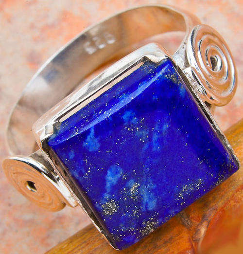 ***NATURAL GEMSTONES!!!***STUNNING NATURAL LAPIS LAZULI IN SOLID STERLING SILVER RING!!!