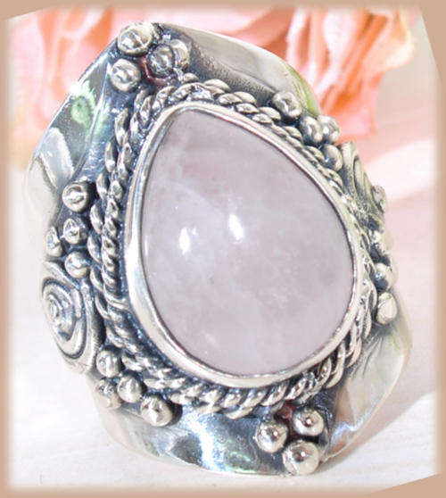 ***WOAW!***AMAZING NATURAL ROSE QUARTZ DRESS RING!!! - Brand New!