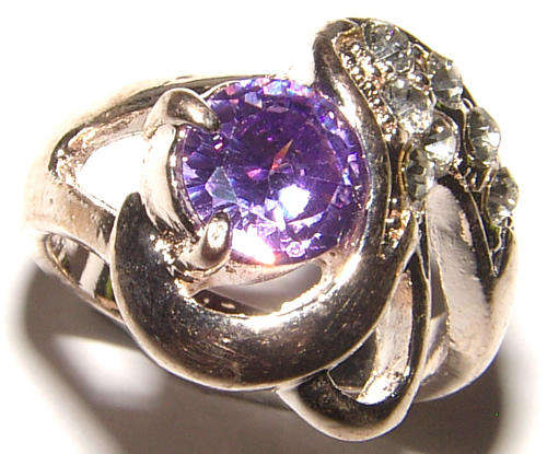 BEAUTIFUL CZ AND RHINESTONE ENCRUSTED DRESS RING - ***NEW***!