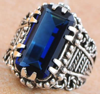 ***WOAW!***GORGEOUS BLUE QUARTZ BLING RING!!! - Brand New!