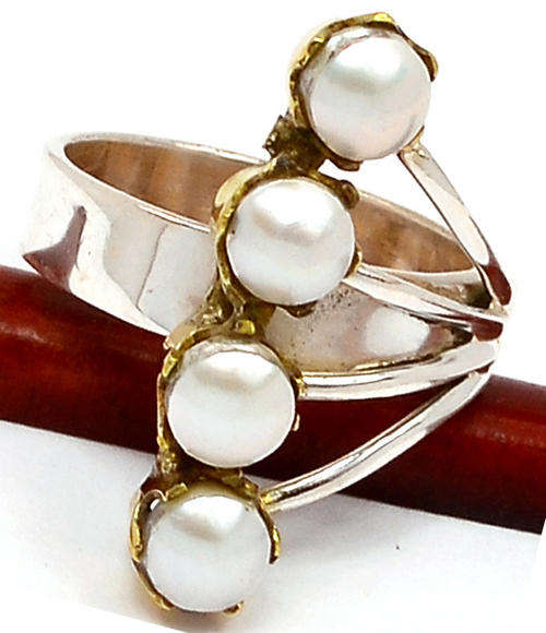 ***WOAW!!!*** GORGEOUS NATURAL PEARLS IN SOLID STERLING SILVER RING!!!
