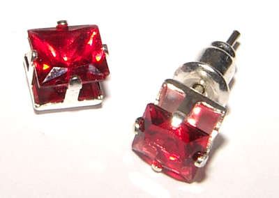 ***NEW!*** BEAUTIFUL CUBIC ZIRCONIA FASHION STUD EARRINGS!!!