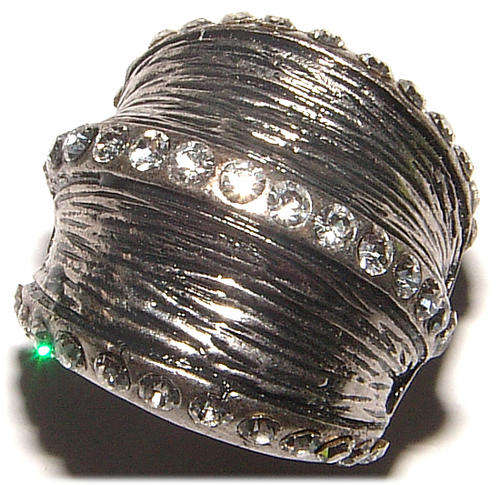 BEAUTIFUL RHINESTONE ENCRUSTED DRESS RING - ***NEW***!