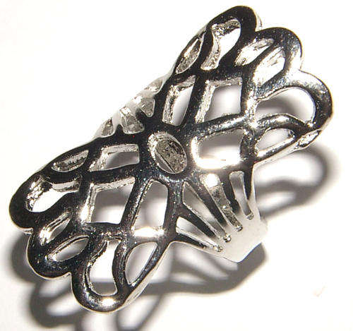 ***NEW STOCK!!!*** SWEET SILVER DRESS RING!