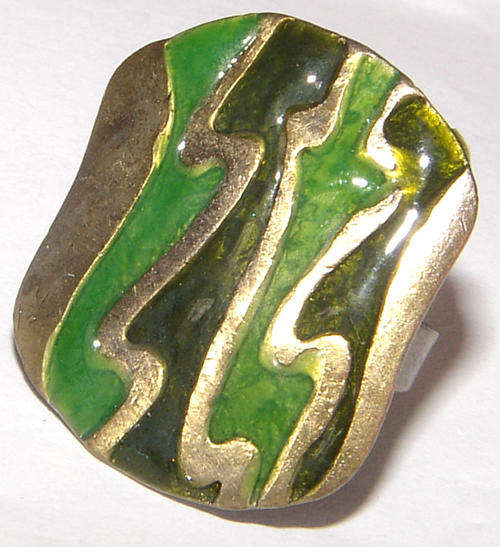 BEAUTIFUL DRESS RING WITH ENAMELLING - ***NEW***!