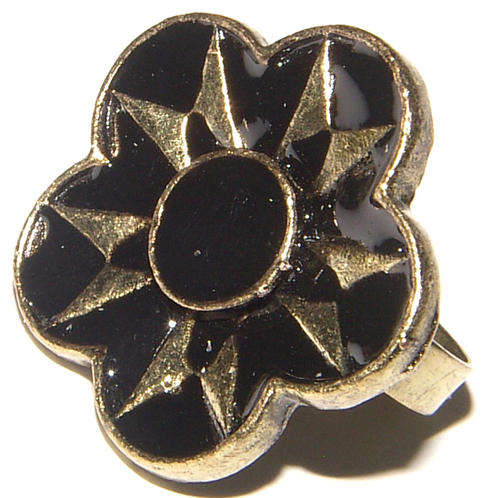 BEAUTIFUL  DRESS RING WITH ENAMELLING - ***NEW***!