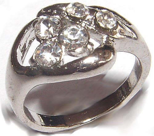 ****SWEET RHINESTONE PARTY RINGS!!***