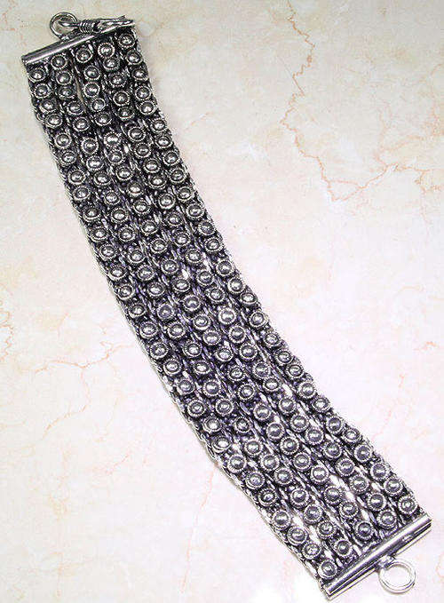 ***L@@@@K!!*** STUNNING SILVER BALI DESIGN HANDCRAFTED BRACELET!!