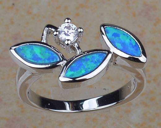 ***WOAW!!!***STUNNING NATURAL FIRE OPALS AND TOPAZ IN 18K GOLD RING!!!