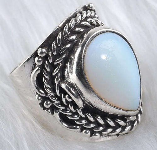 ***WOAW!***A RING THAT WILL KNOCK YOUR SOCKS OFF!!!
