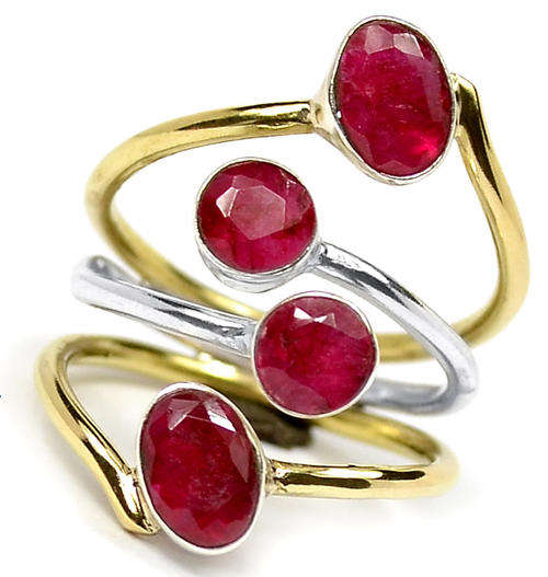 ***WOAW!!!*** GORGEOUS RUBIES IN SOLID STERLING SILVER RING!!!