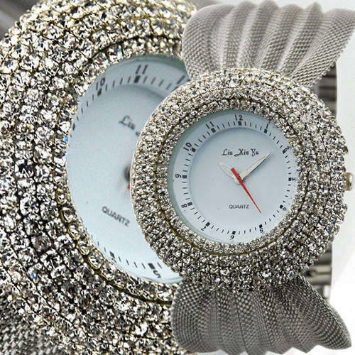 """EXQUISITE!!!"""GORGEOUS RHINESTONE LADIES WATCH!