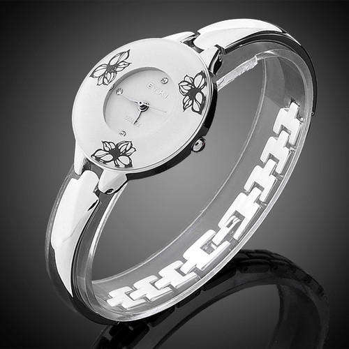 NEW ON BIDORBUY -  ELEGANT EYKI WRIST WATCH  - NEW!