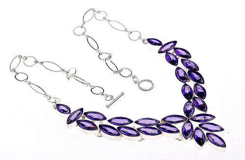 ****GORGEOUS!!****STUNNING SKY BLUE AMETHYST NECKLACE!