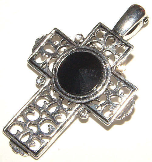BEAUTIFUL!!! STUNNING SILVER FILIGREE CROSS PENDANT!
