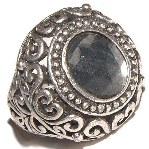 BEAUTIFUL LUCITE CRYSTAL DOME RING - ***NEW***