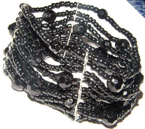 ***PRETTY AS A PICTURE!!*** MULTISTRAND LUCITE STRETCHY BRACELET!