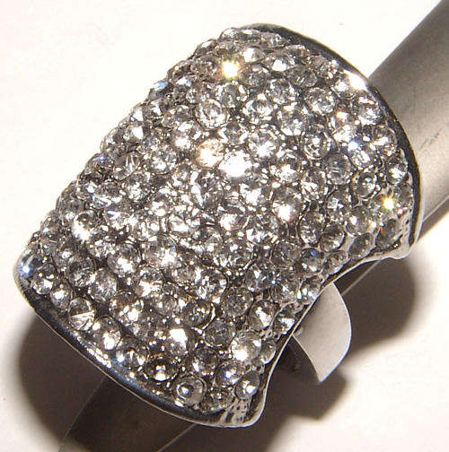 **SPARKLING**BEAUTIFUL RHINESTONE ENCRUSTED DRESS RING - ***NEW!***